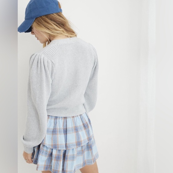 29- AERIE 100% cotton knit puff shoulder crop sweater fits size small - Picture 3 of 4